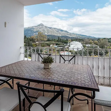 Fantastic 3 Bedroom Townhouse In Aloha Pueblo Close To The Golf Course And Has Amazing Mountain Views 度假居