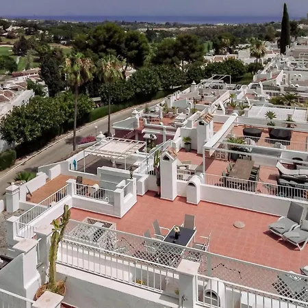 Fantastic 3 Bedroom Townhouse In Aloha Pueblo Close To The Golf Course And Has Amazing Mountain Views 度假居